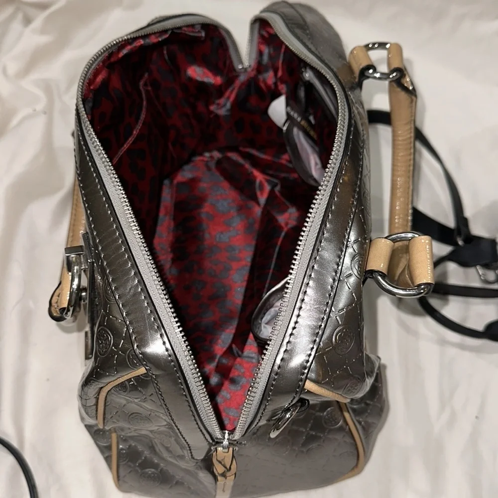 Dana Buchman gray silver satchel bag w/tan patent leather trim & handles